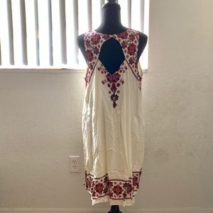 Sleeveless Cream Floral Dress